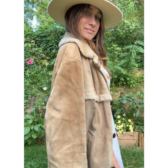 Vintage Shearling Pioneer Wear Coat — Suede and Sherpa - Picture 6 of 9